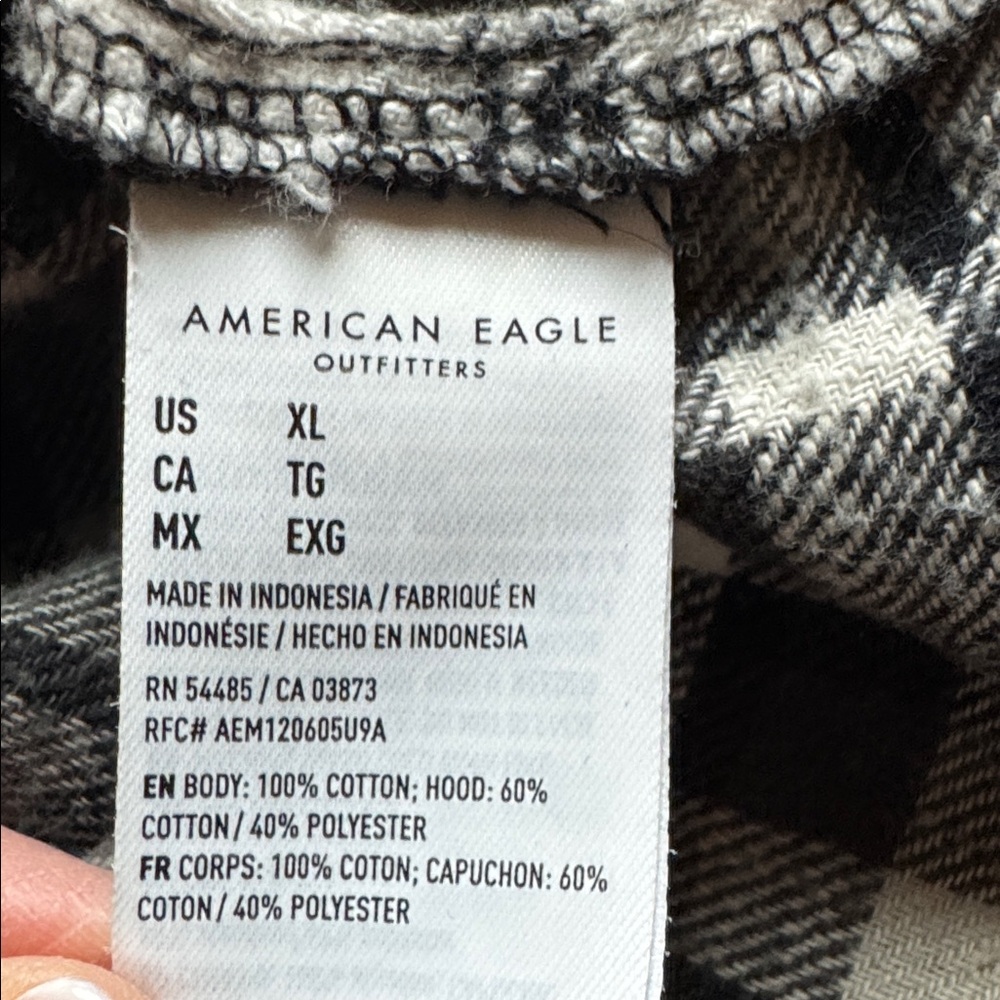 American Eagle Cropped Patchwork plaid Hoodie Shi… - image 9